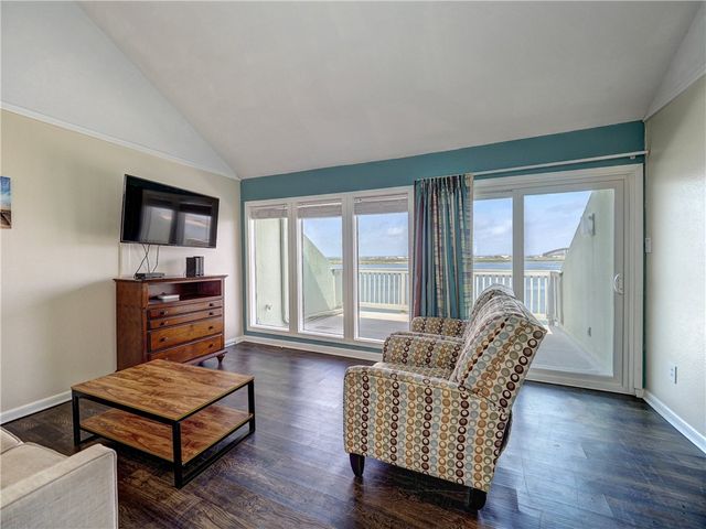 14300 Aloha St 203, Corpus Christi, TX 78418
