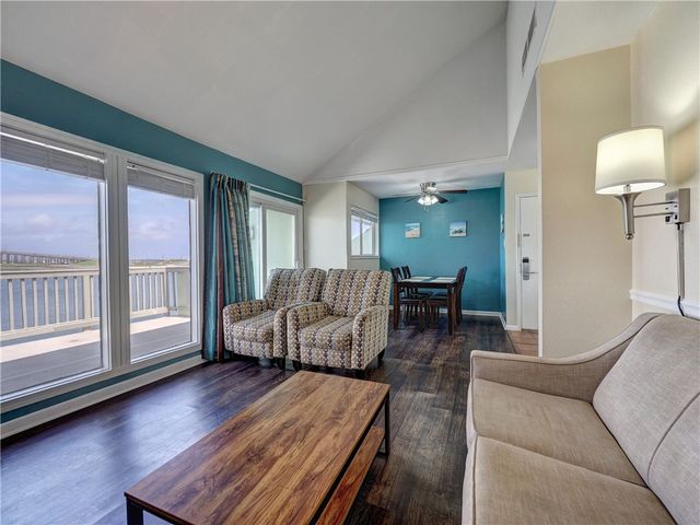 14300 Aloha St 203, Corpus Christi, TX 78418
