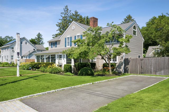 138 Hallock Street, Riverhead, NY 11901