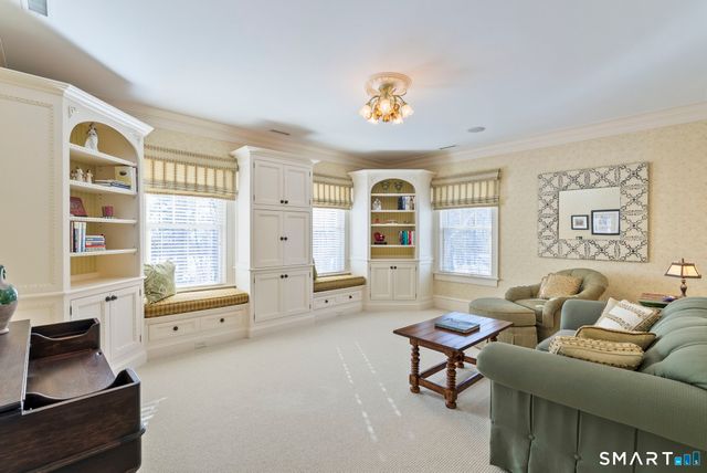 61 Ely Road, Farmington, CT 06032