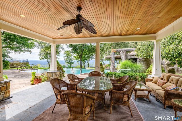 61 Ely Road, Farmington, CT 06032