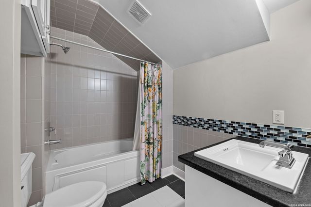 137 Katherine Ct Unit 2, San Antonio, TX 78209