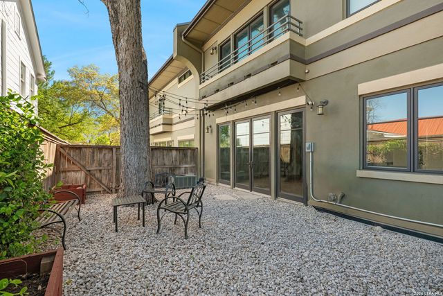 137 Katherine Ct Unit 2, San Antonio, TX 78209