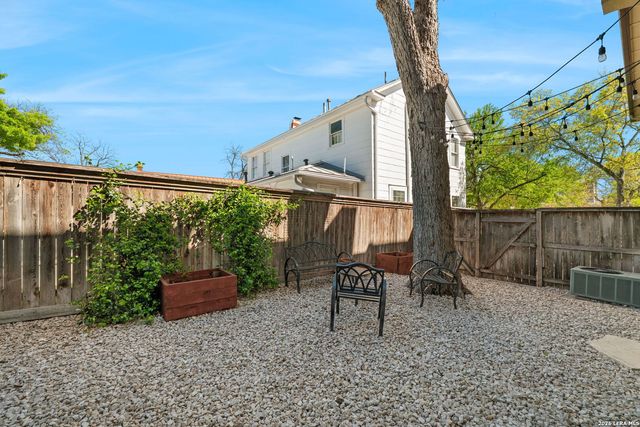 137 Katherine Ct Unit 2, San Antonio, TX 78209