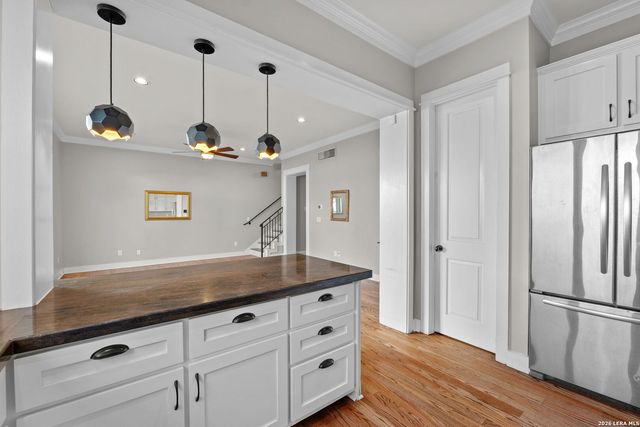 137 Katherine Ct Unit 2, San Antonio, TX 78209