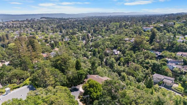 135 Newton Drive, Burlingame, CA 94010