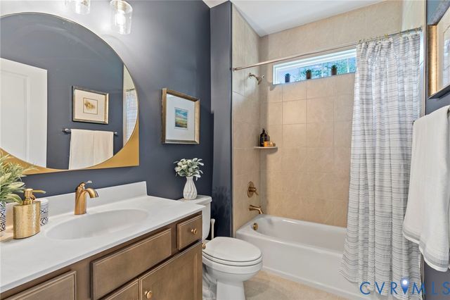 9344 East View Ln, Providence Forge, VA 23140