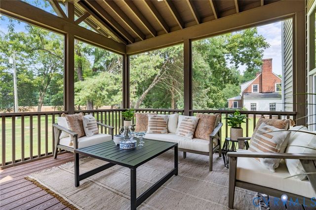 9344 East View Ln, Providence Forge, VA 23140