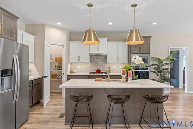 9344 East View Ln, Providence Forge, VA 23140