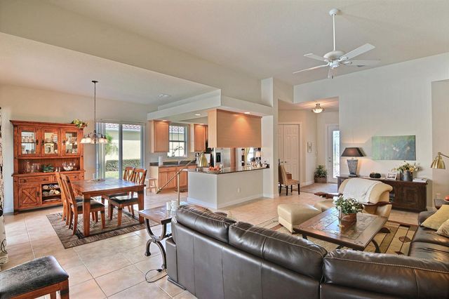 5254 Eleuthra Circle, Vero Beach, FL 32967