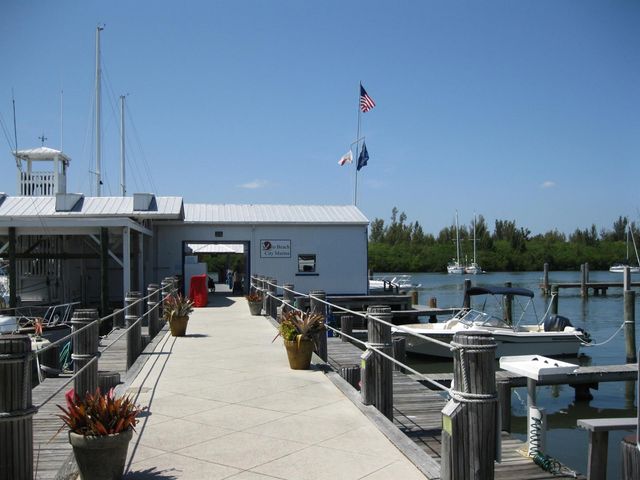 5254 Eleuthra Circle, Vero Beach, FL 32967