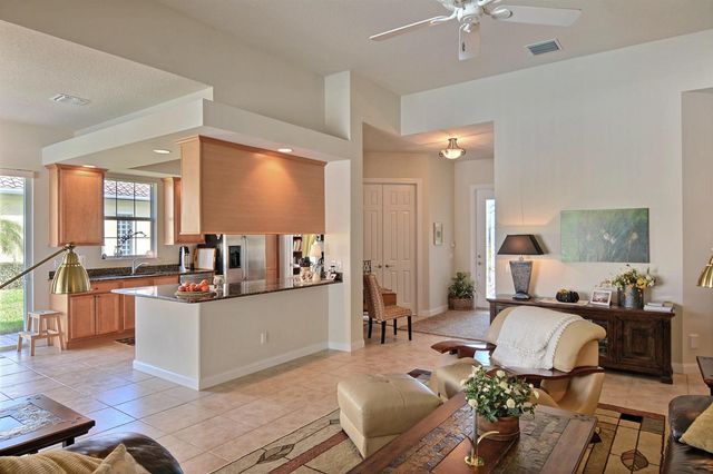 5254 Eleuthra Circle, Vero Beach, FL 32967