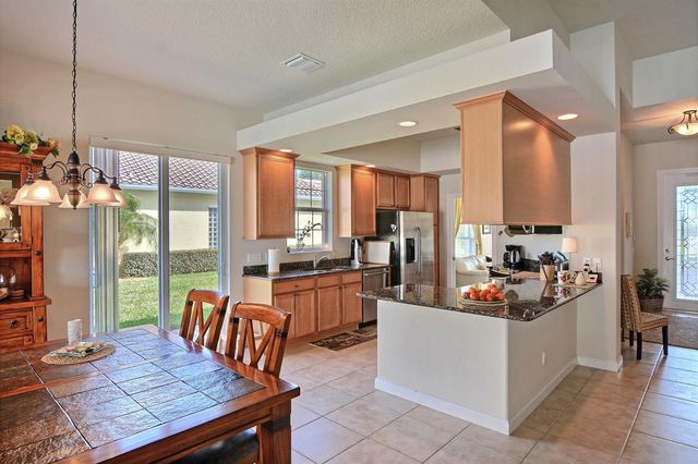 5254 Eleuthra Circle, Vero Beach, FL 32967