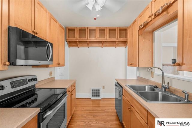 2929 Cedar Avenue, Lincoln, NE 68502