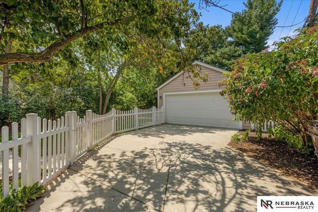 2929 Cedar Avenue, Lincoln, NE 68502