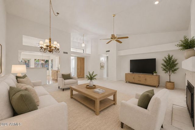 963 E CHILTON Drive, Tempe, AZ 85283