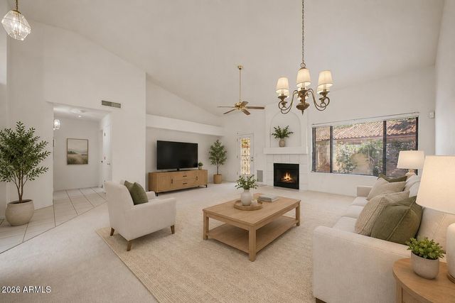 963 E CHILTON Drive, Tempe, AZ 85283