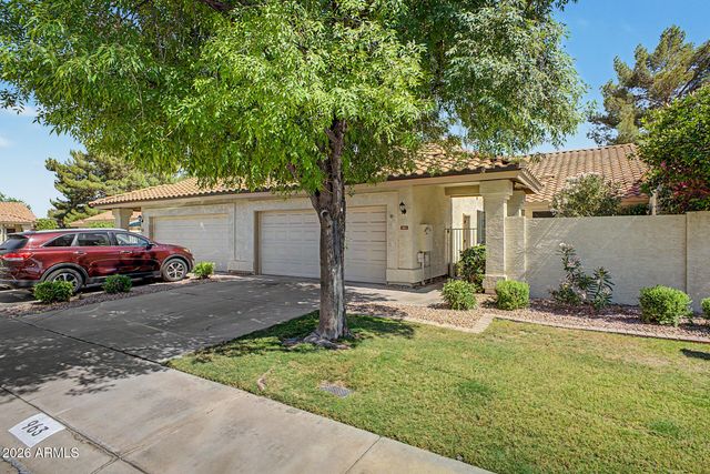 963 E CHILTON Drive, Tempe, AZ 85283
