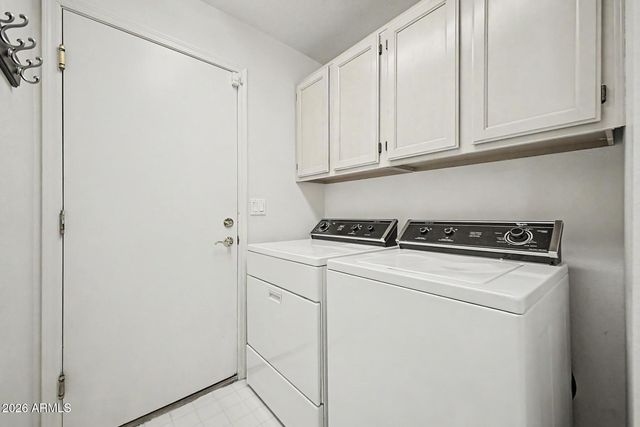 963 E CHILTON Drive, Tempe, AZ 85283