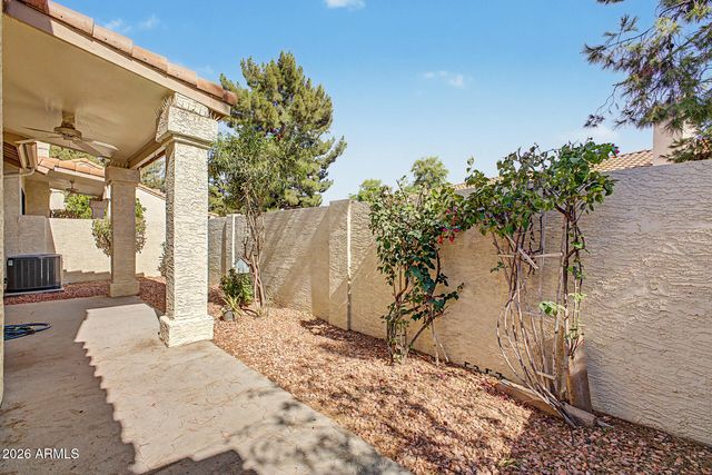 963 E CHILTON Drive, Tempe, AZ 85283