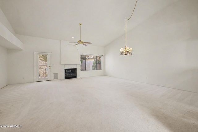963 E CHILTON Drive, Tempe, AZ 85283