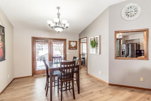 1725 SMITH STREET, New London, WI 54961