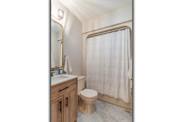 1725 SMITH STREET, New London, WI 54961