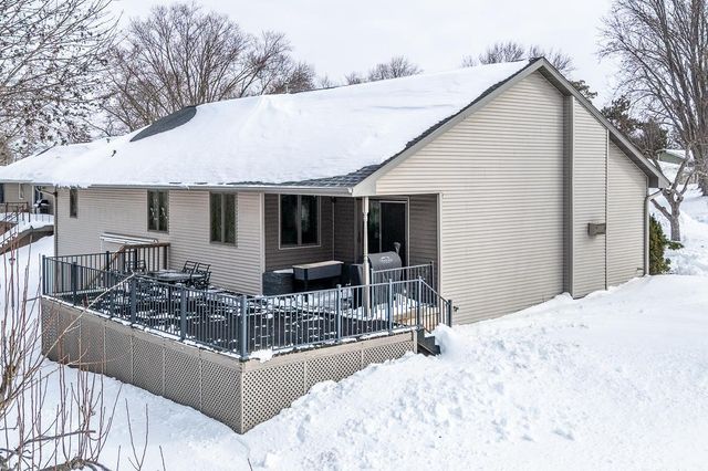 1725 SMITH STREET, New London, WI 54961