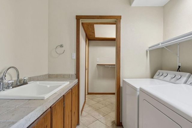 6052 County Road 157, Iola, TX 77861