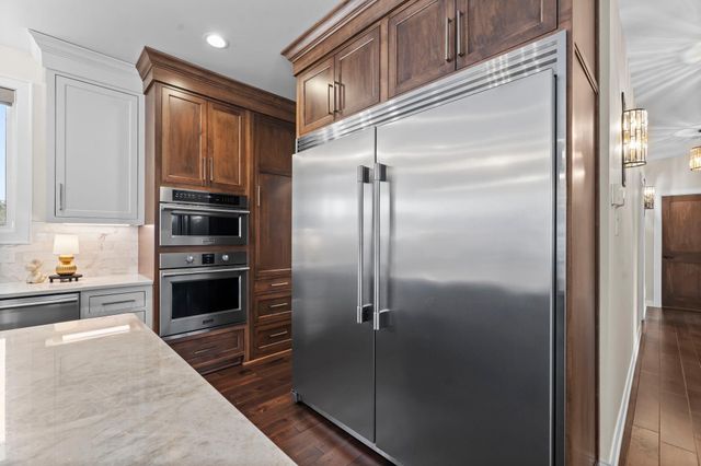 9631 Norway Hills Trail, Lakeville, MN 55044