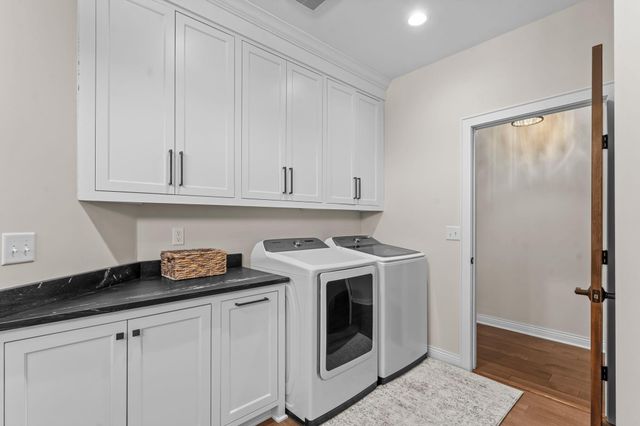 9631 Norway Hills Trail, Lakeville, MN 55044