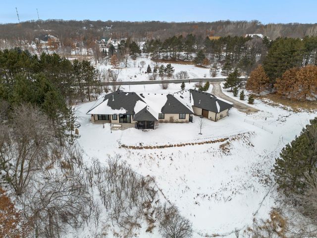 9631 Norway Hills Trail, Lakeville, MN 55044