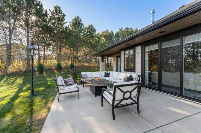 9631 Norway Hills Trail, Lakeville, MN 55044