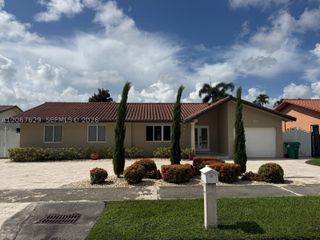 14020 SW 38th St, Miami, FL 33175