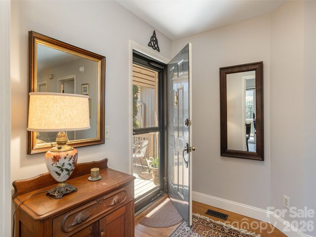 701 Red Oak Drive, Hendersonville, NC 28791