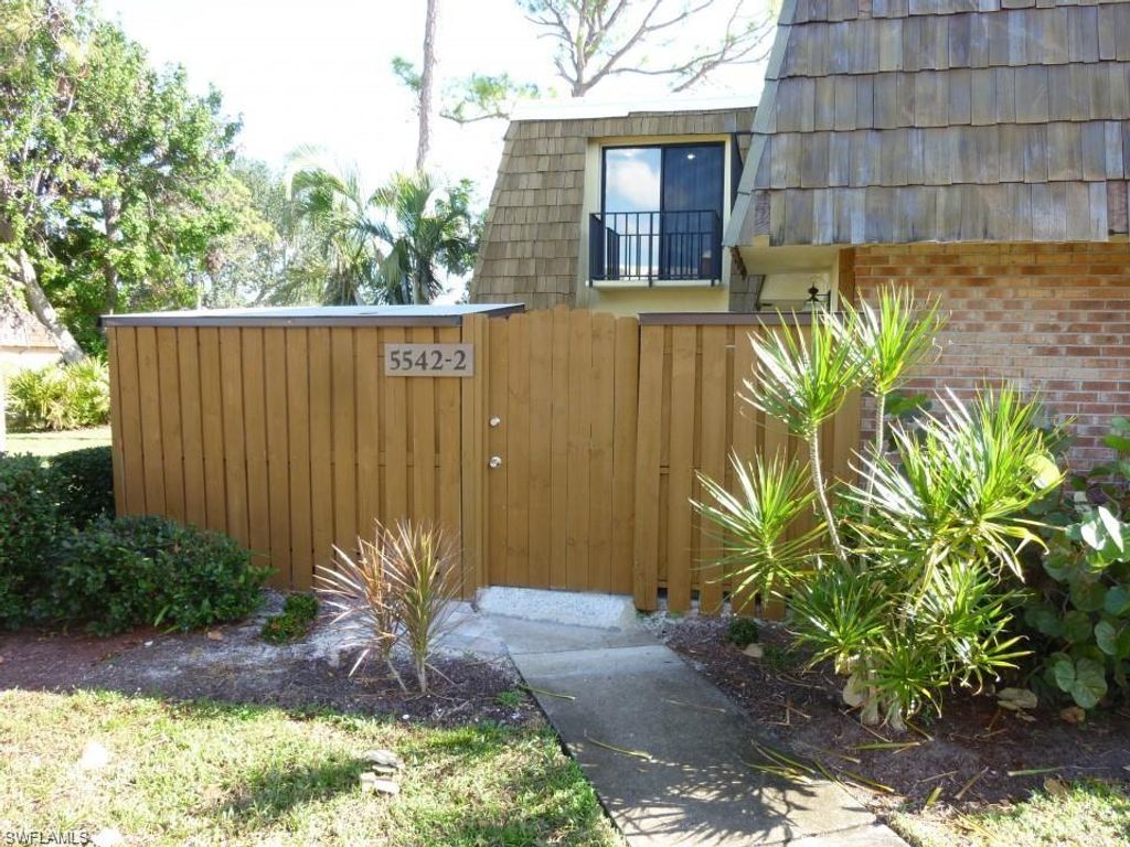 5542 Malt DR 2, Fort Myers, FL 33907