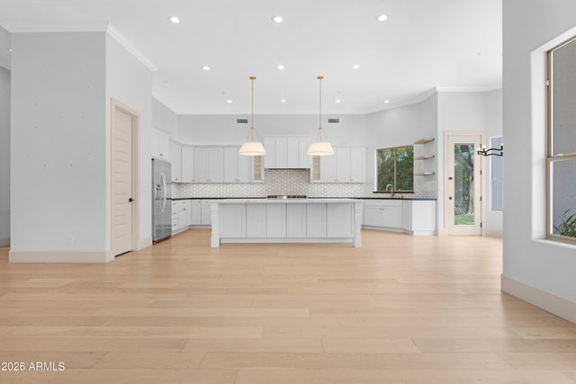 9470 E BLOOMFIELD Road, Scottsdale, AZ 85260