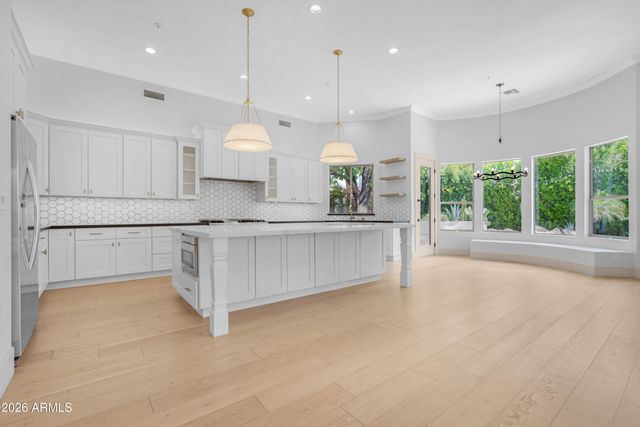 9470 E BLOOMFIELD Road, Scottsdale, AZ 85260
