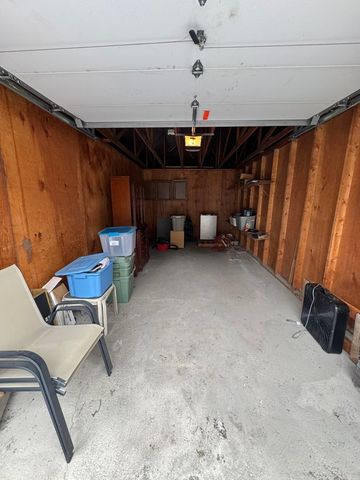 13933 James Drive 822, Crestwood, IL 60418