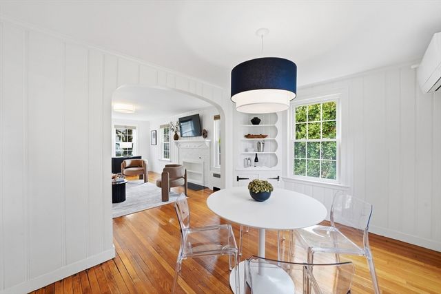 40 Englewood Rd, Winchester, MA 01890