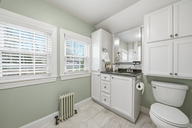 40 Englewood Rd, Winchester, MA 01890