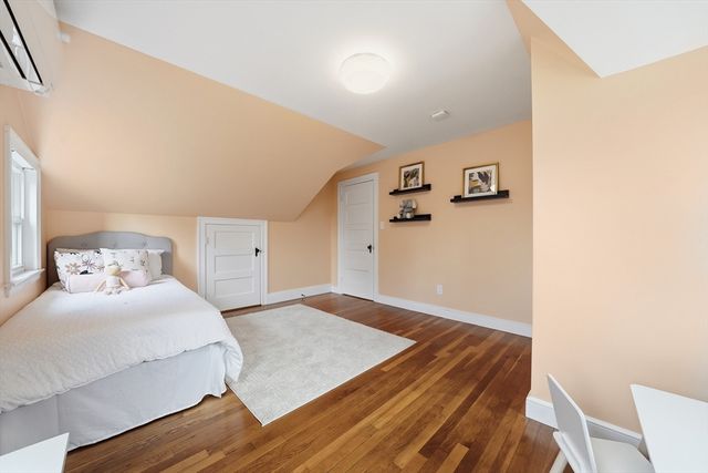 40 Englewood Rd, Winchester, MA 01890