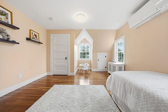 40 Englewood Rd, Winchester, MA 01890