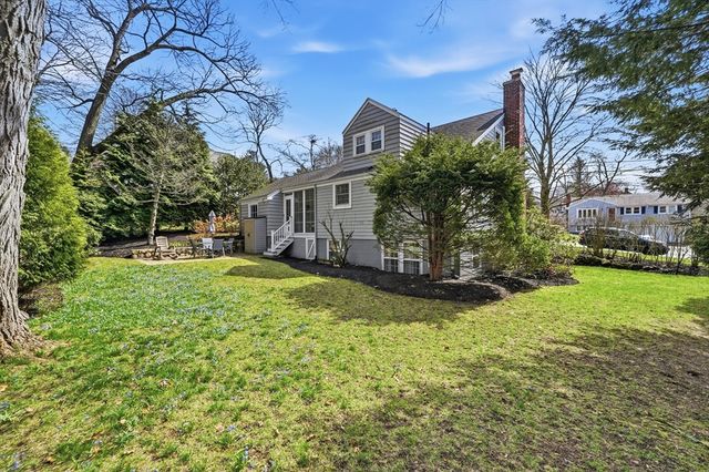 40 Englewood Rd, Winchester, MA 01890