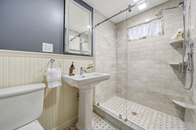 40 Englewood Rd, Winchester, MA 01890