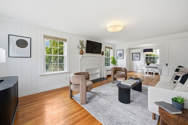 40 Englewood Rd, Winchester, MA 01890