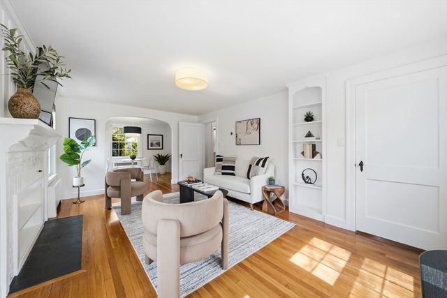 40 Englewood Rd, Winchester, MA 01890