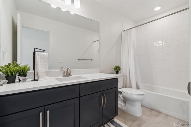 17214 W 94th Avenue, Arvada, CO 80007