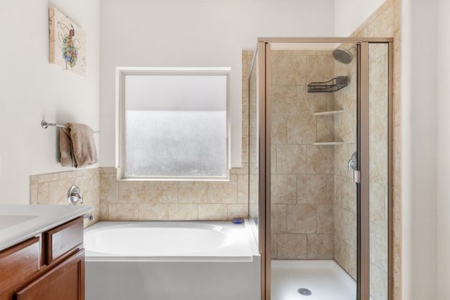 209 Shale CIR, Buda, TX 78610