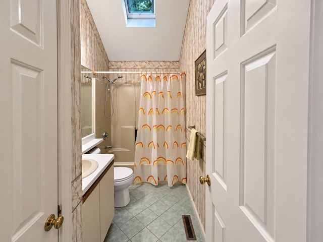 30 Sandy Valley Road, Marstons Mills, MA 02648